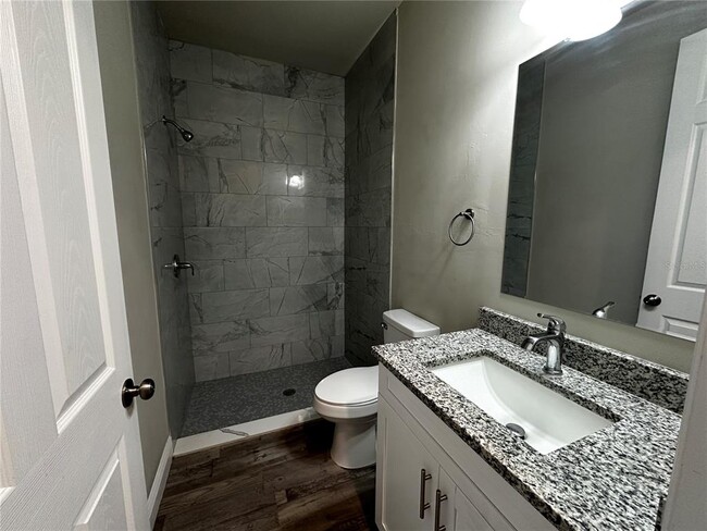 Building Photo - 1123 Albany Ave