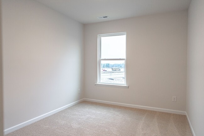 Building Photo - 205 1st St