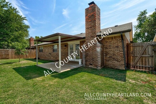 Building Photo - 10333 Fairfax Ln