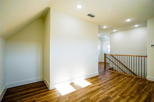 Building Photo - 108 Cardinal Wds