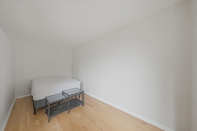 Building Photo - 777 N Michigan Ave