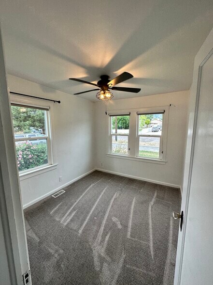 Bedroom 4 - 3182 S Imperial St