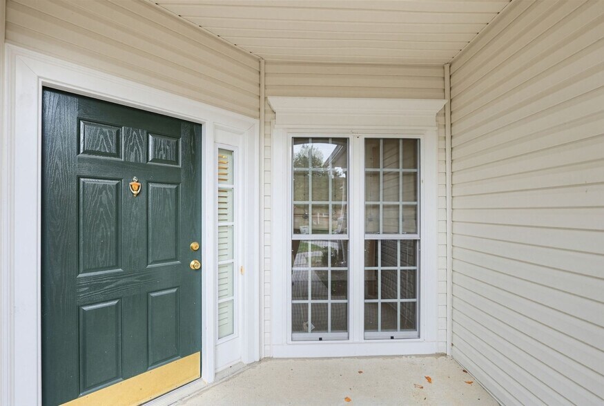 Building Photo - 1504 Sapphire Ct