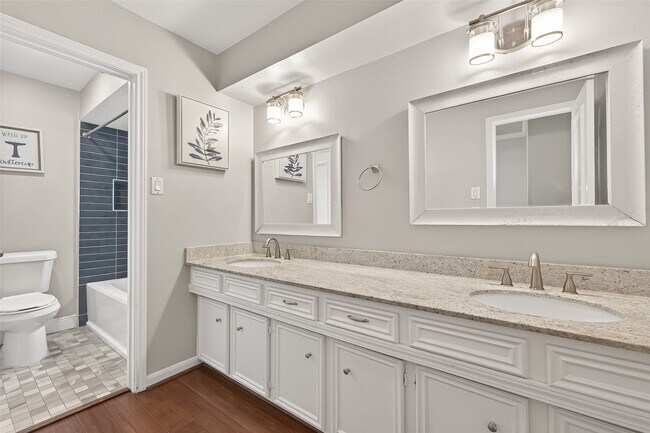 Building Photo - 707 Montclair Blvd