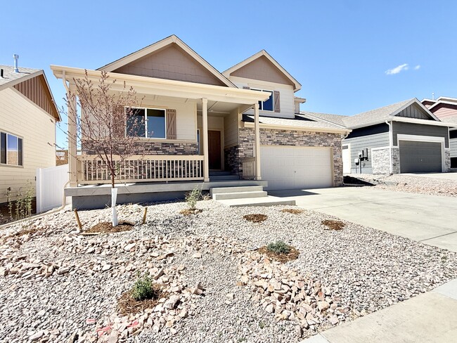 Building Photo - 2392 Jasmine Ln