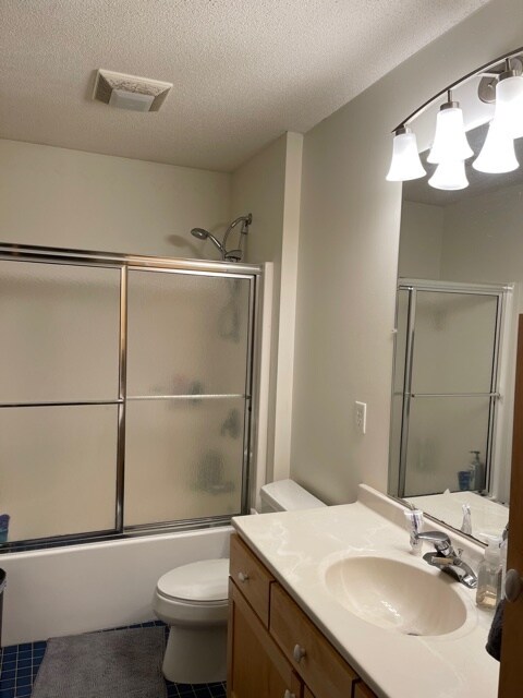 Building Photo - 413 Lilac Ln