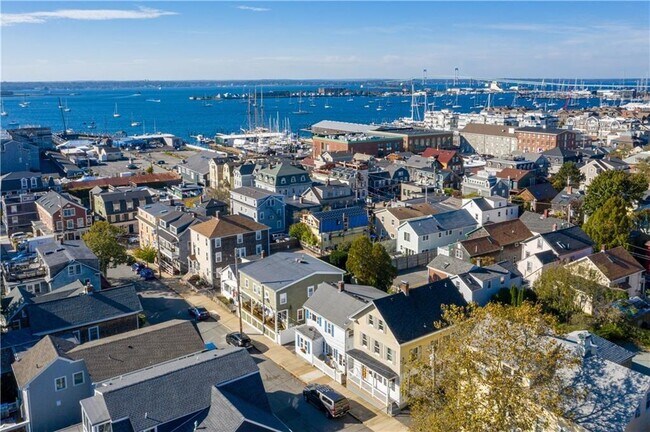 Building Photo - 22 Dearborn St