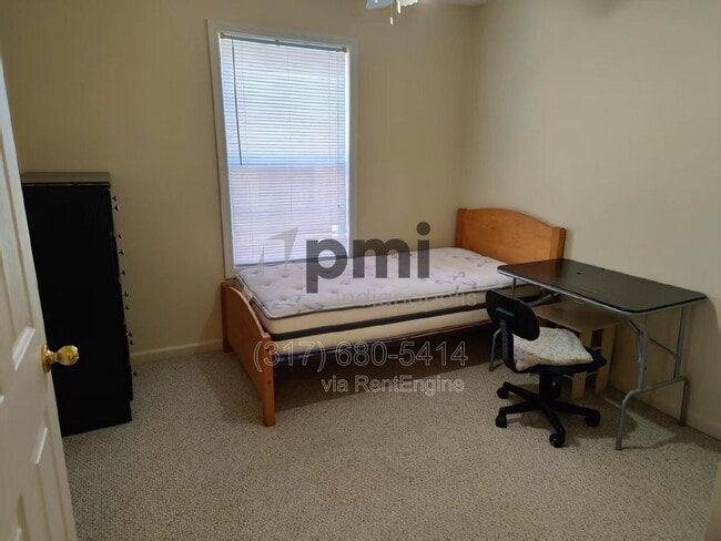 Building Photo - 2871 S Walnut Street Pike