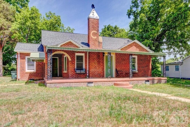 Building Photo - 1006 Delview Rd
