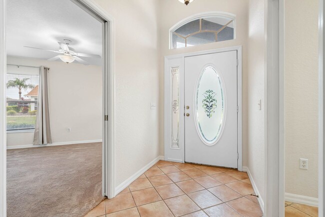 Building Photo - Exquisite Huntington Hills Golf and Countr...
