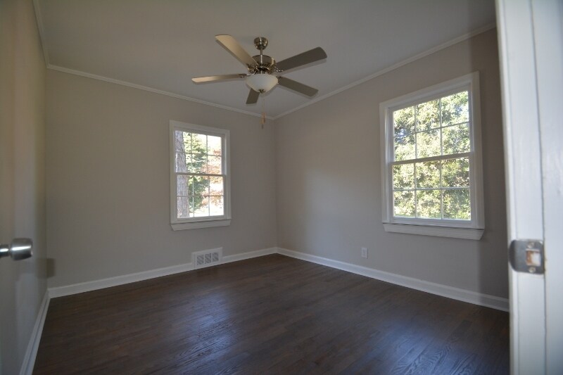 Building Photo - 1374 Enota Ave NW