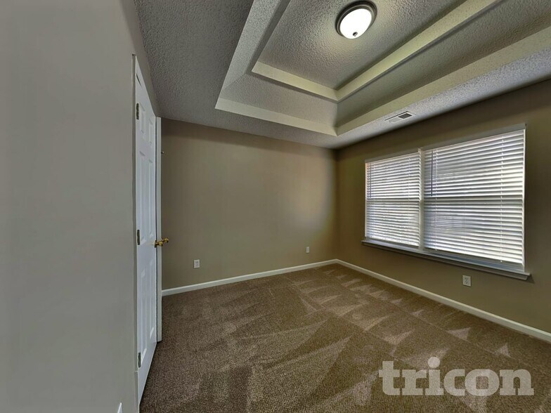 Building Photo - 11610 Registry Blvd