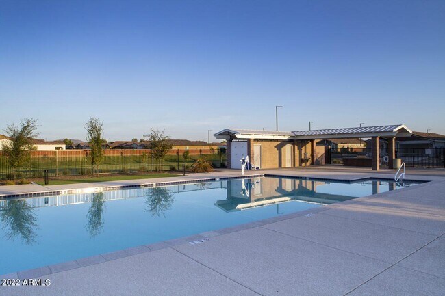 Building Photo - 12295 N 145th Ave