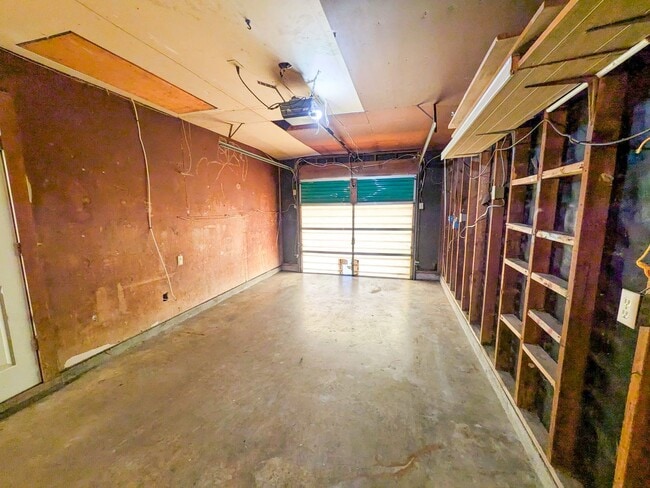 Building Photo - 436 Gardenia Ave