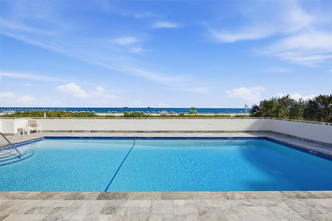 Building Photo - 401 Ocean Dr