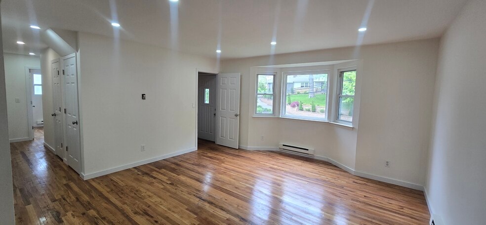 Living Room- Open Floor Plan - 153 Vernon Valley Rd