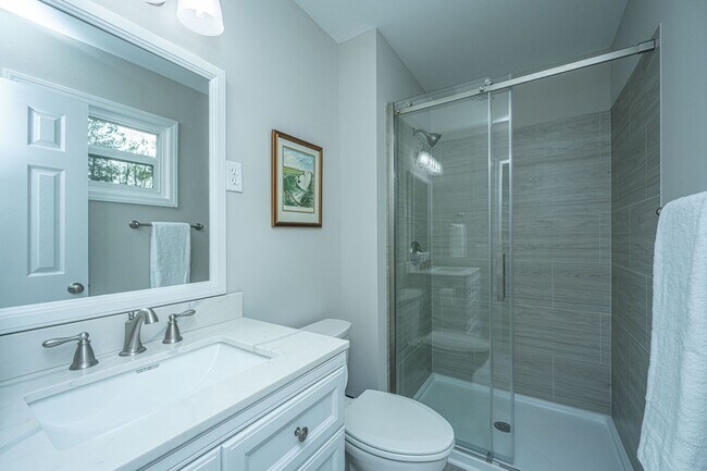 Building Photo - Charming Hanahan Ranch with Hardwood Floor...