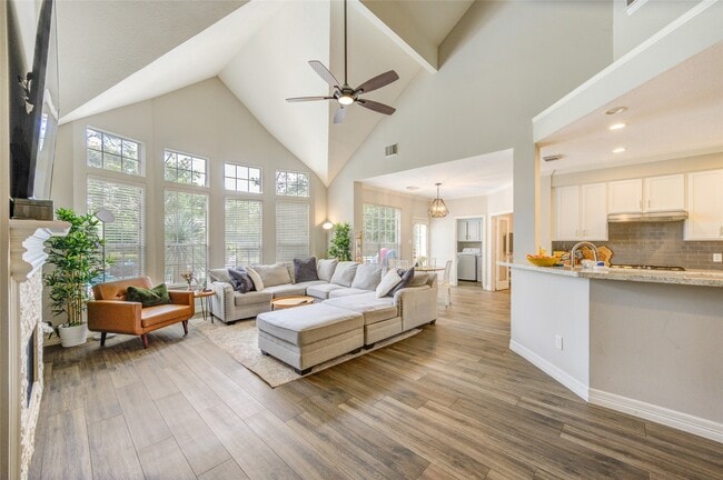 Building Photo - 5318 Pebble Way Ln