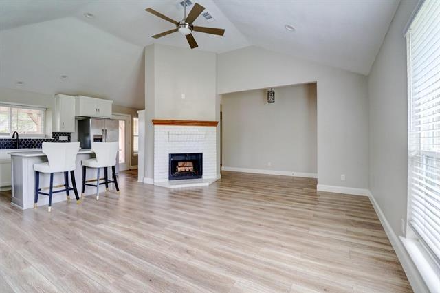 Building Photo - 1321 Clover Dr