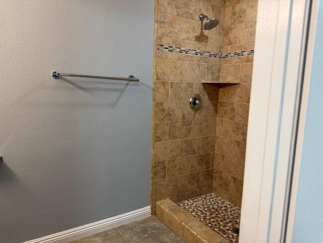 Building Photo - 53770 Avenida Carranza