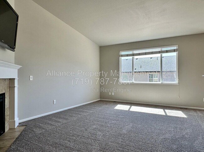 Building Photo - 2075 Bobcat Valley Ct