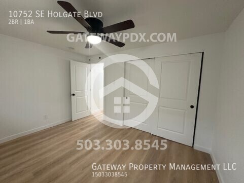 Building Photo - 10752 SE Holgate Blvd