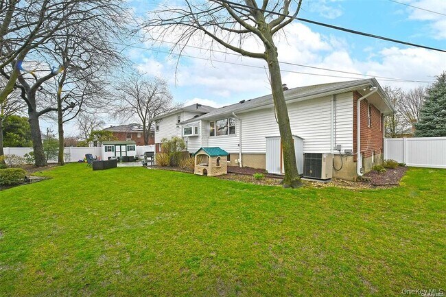 Building Photo - 96 Phipps Ln