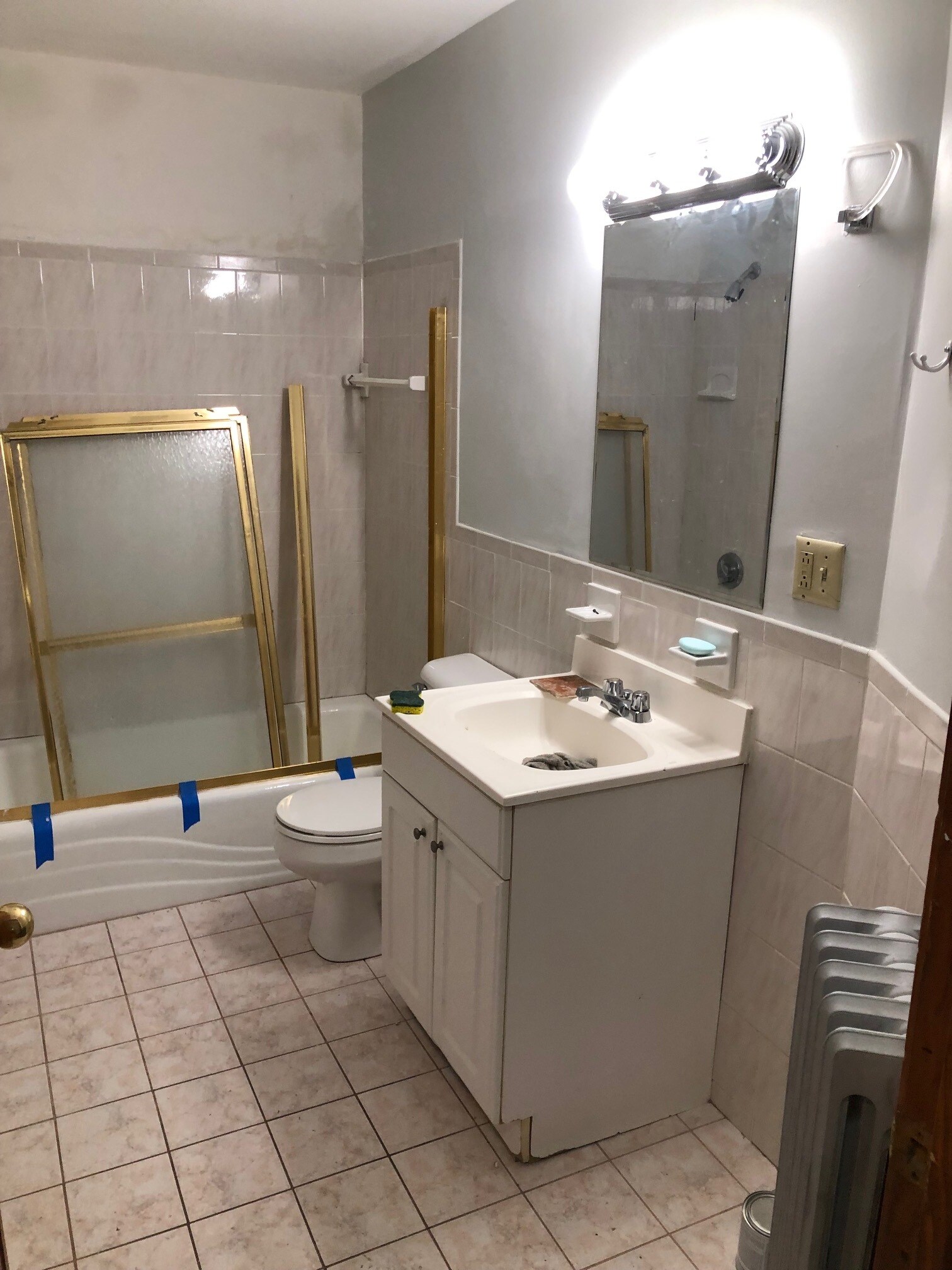 Building Photo - 336 Centre St