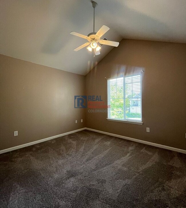 Building Photo - 4695 Hahns Peak Dr