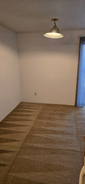 Building Photo - 12716 13th Ln SW
