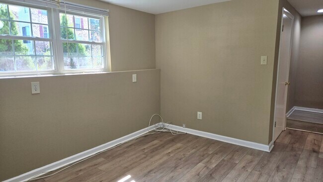 Building Photo - 6157 Green Hollow Ct