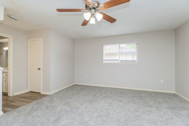 Building Photo - 4707 Havenwoods Dr