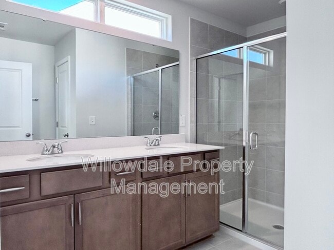 Building Photo - 398 Chesapeake Cmns St