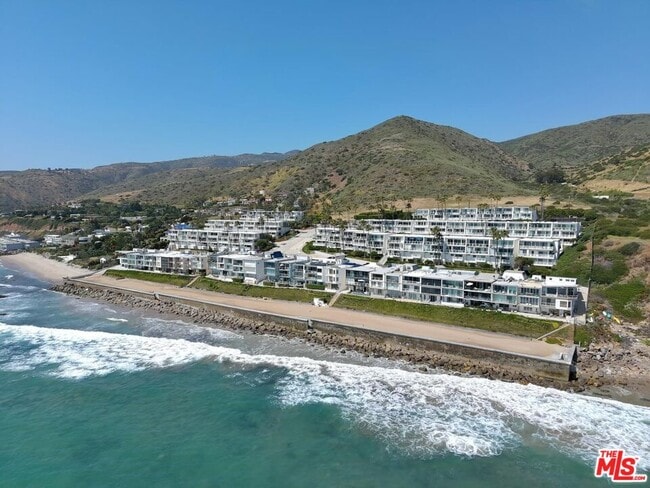 Building Photo - 11874 S Beach Club Way