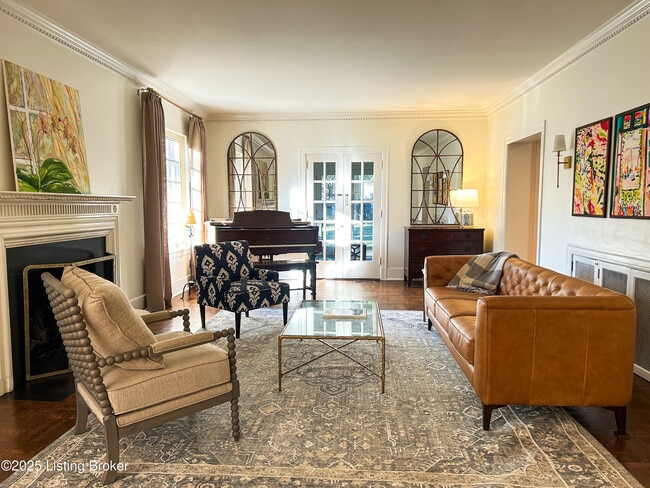 Building Photo - 7 Totem Rd