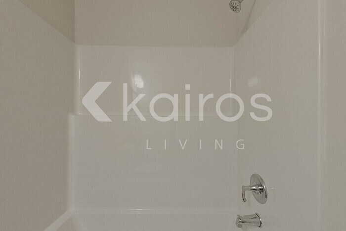 Building Photo - 2179 Banyon Cir