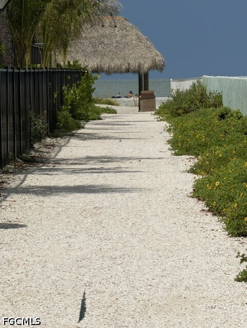 Building Photo - 4471 Bay Beach Ln