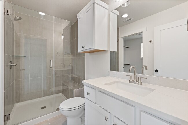 Building Photo - 5811 S 31st St