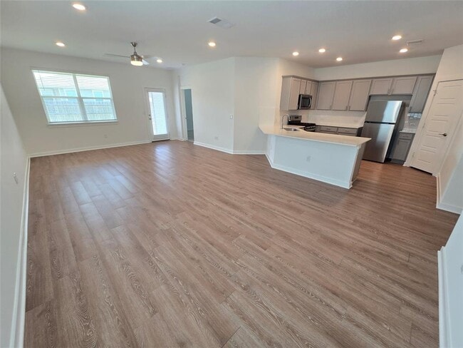 Building Photo - 183 Shawi Pass