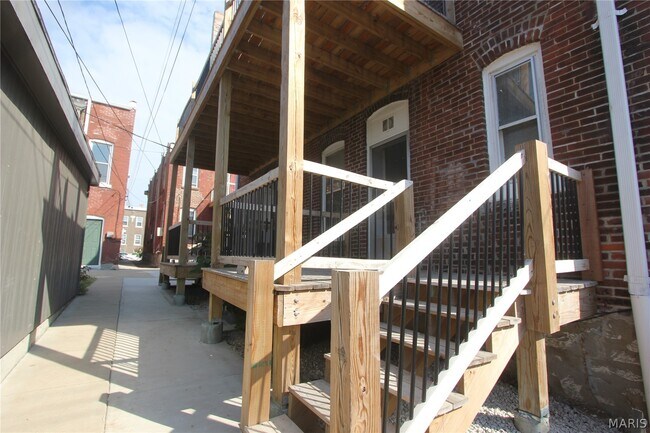 Building Photo - 3111 Arkansas Ave