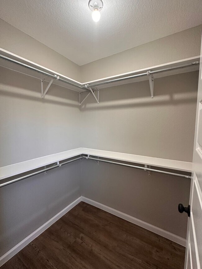 Building Photo - 3 Bed 2 Bath New Construction Home