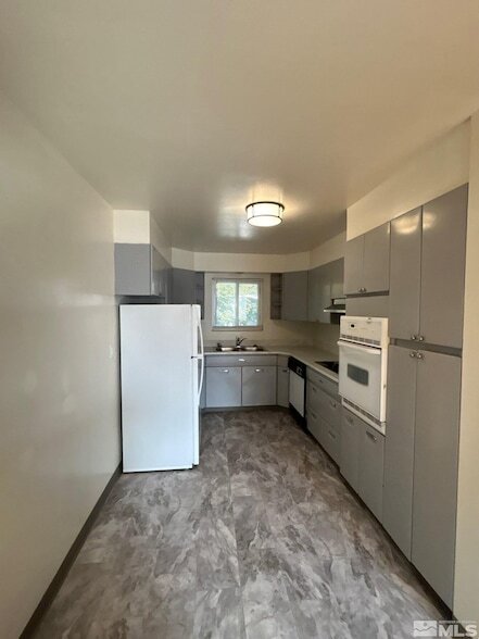 Building Photo - 238 18th St