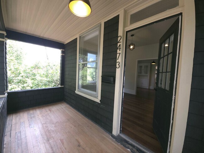 Building Photo - 2473 20th St