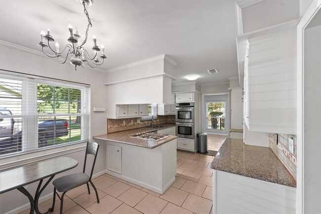 Building Photo - 20618 Fieldtree Dr