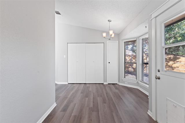 Building Photo - 3521 Glenview Dr