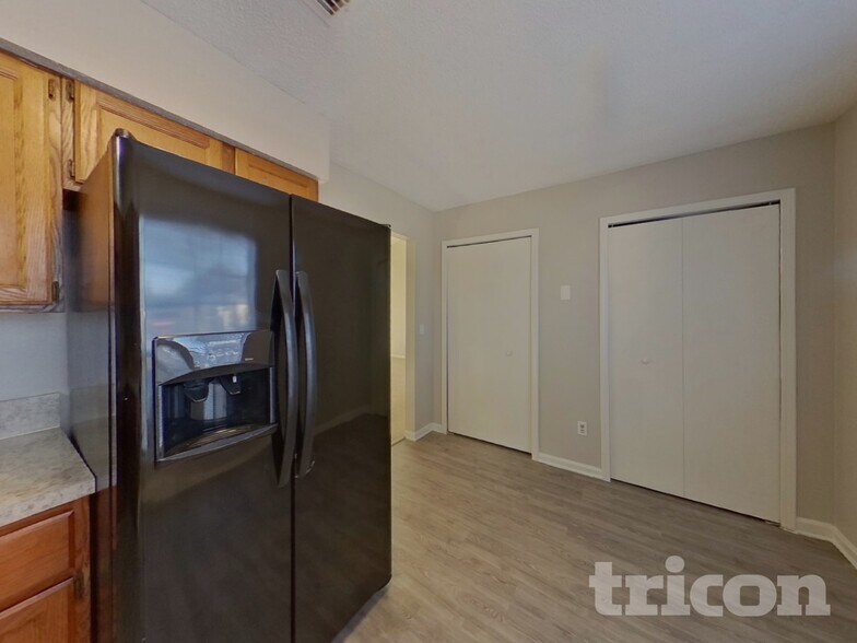 Building Photo - 8168 Fort Lee Trail