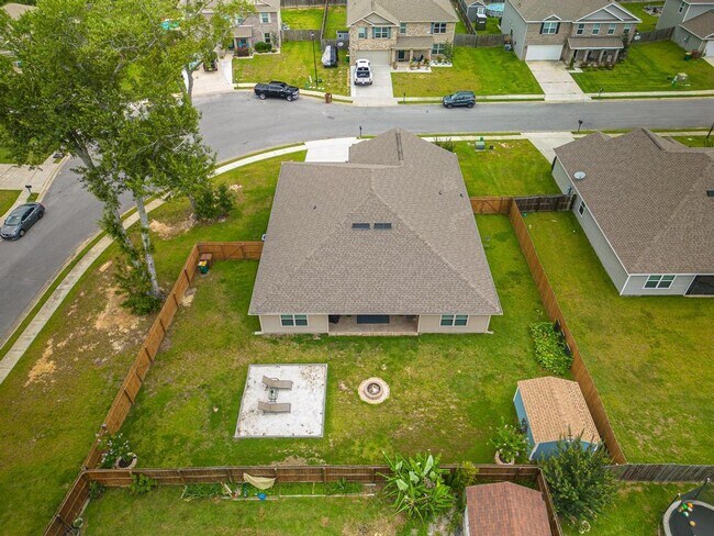 Building Photo - 9059 Bellewood Pl