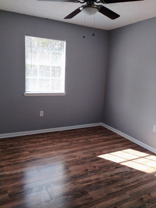 Building Photo - 12240 Jackson Rd