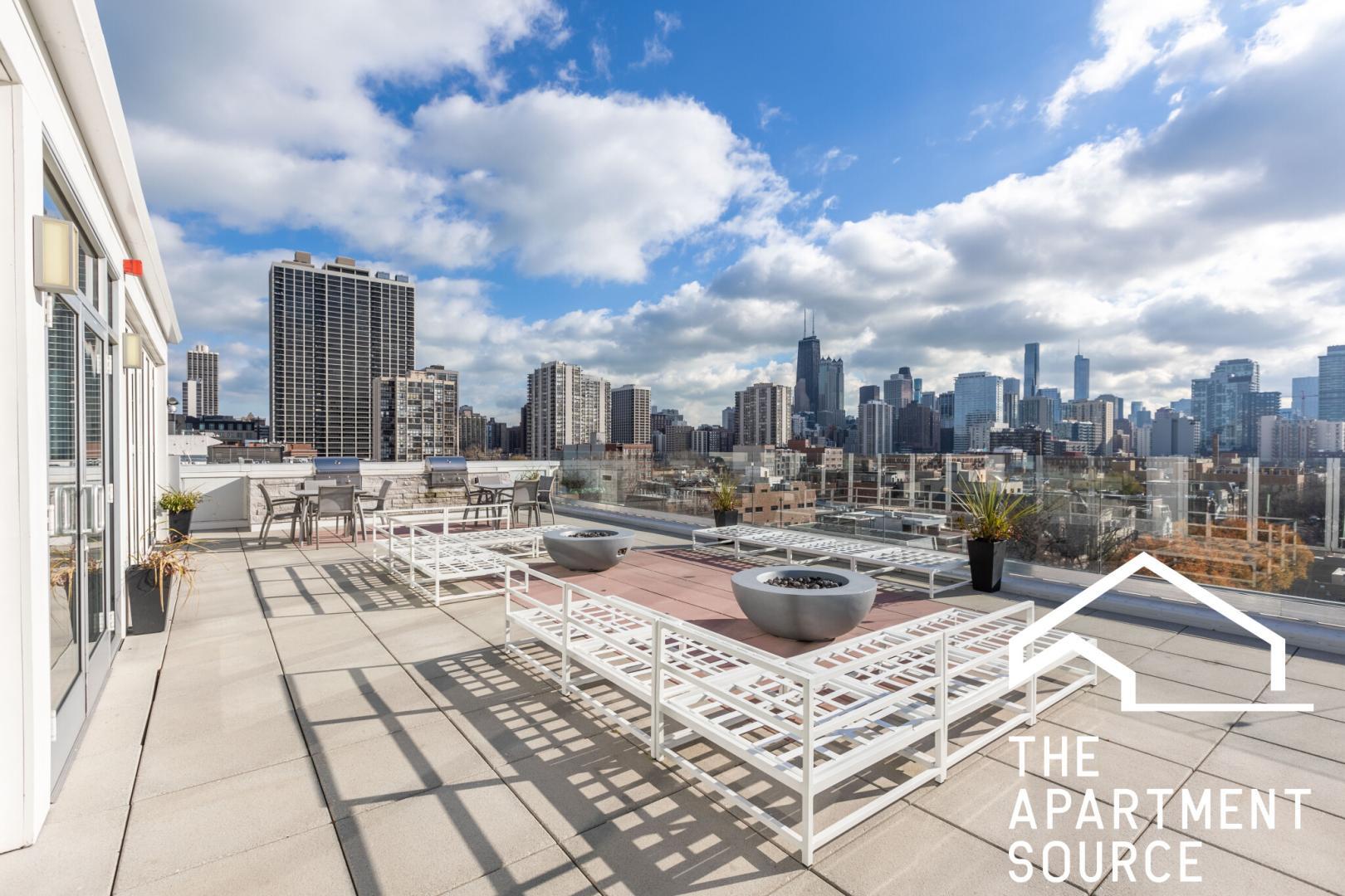 Building Photo - 1552 N North Park Avenue