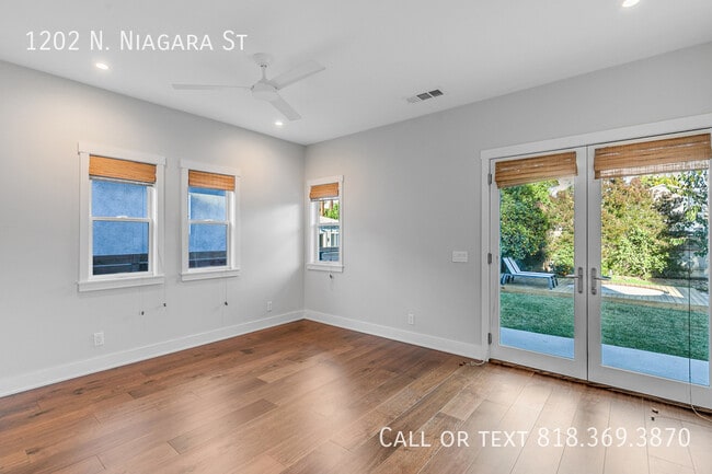 Building Photo - 1202 N Niagara St